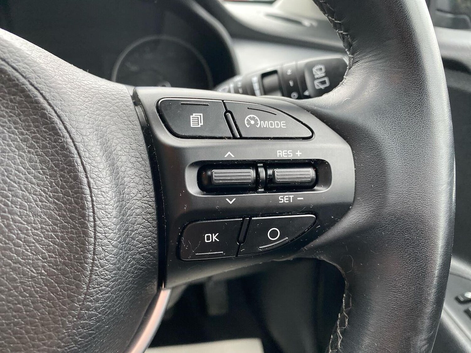 Used Kia Stonic 2019 for sale - 76299391: Photo 24