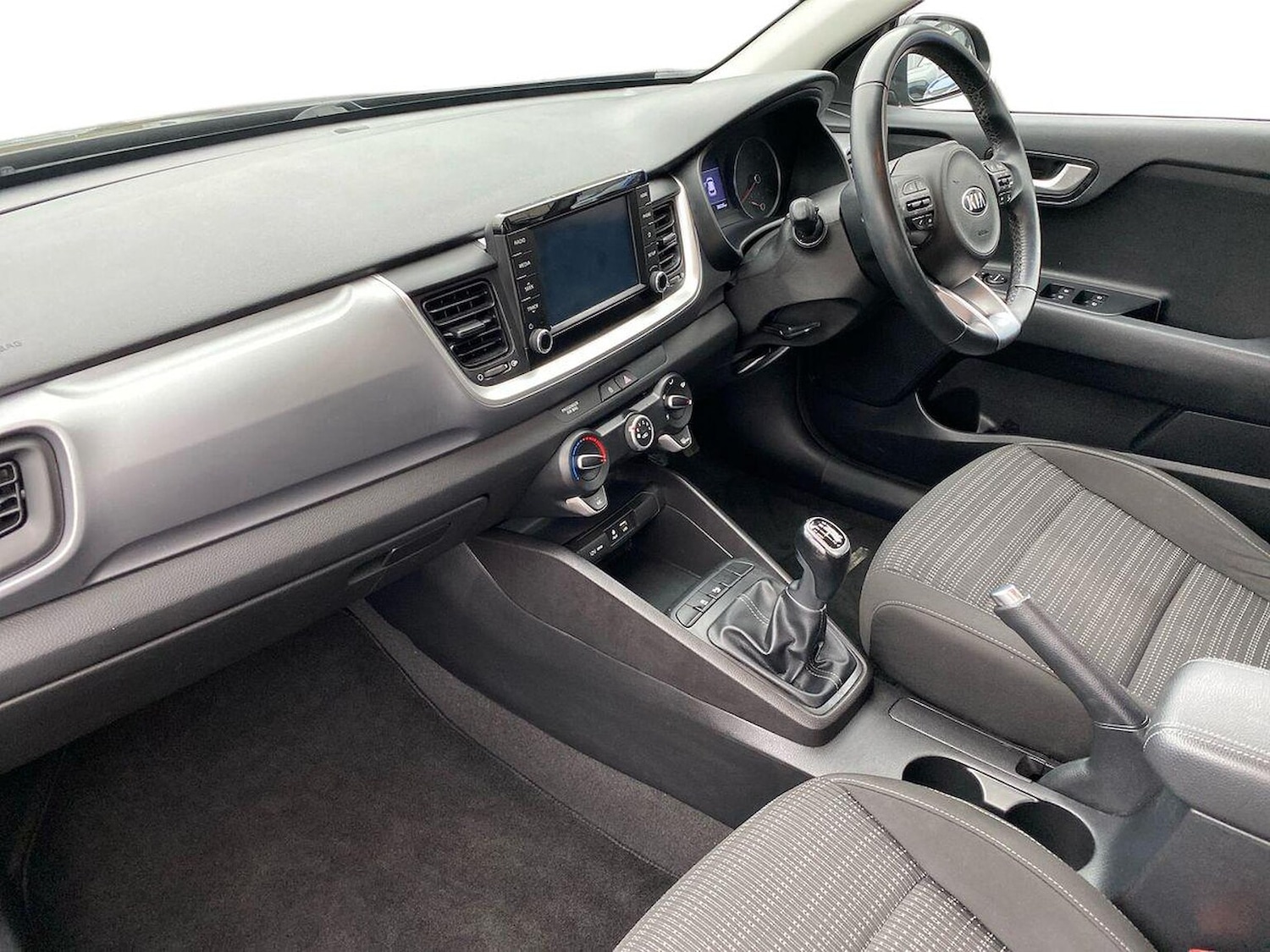 Used Kia Stonic 2019 for sale - 76299391: Photo 7