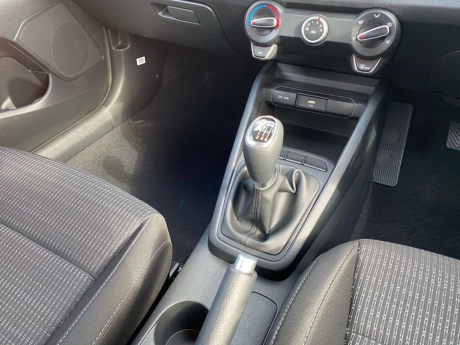 Used Kia Stonic 2025 for sale - 77073200: Photo 13