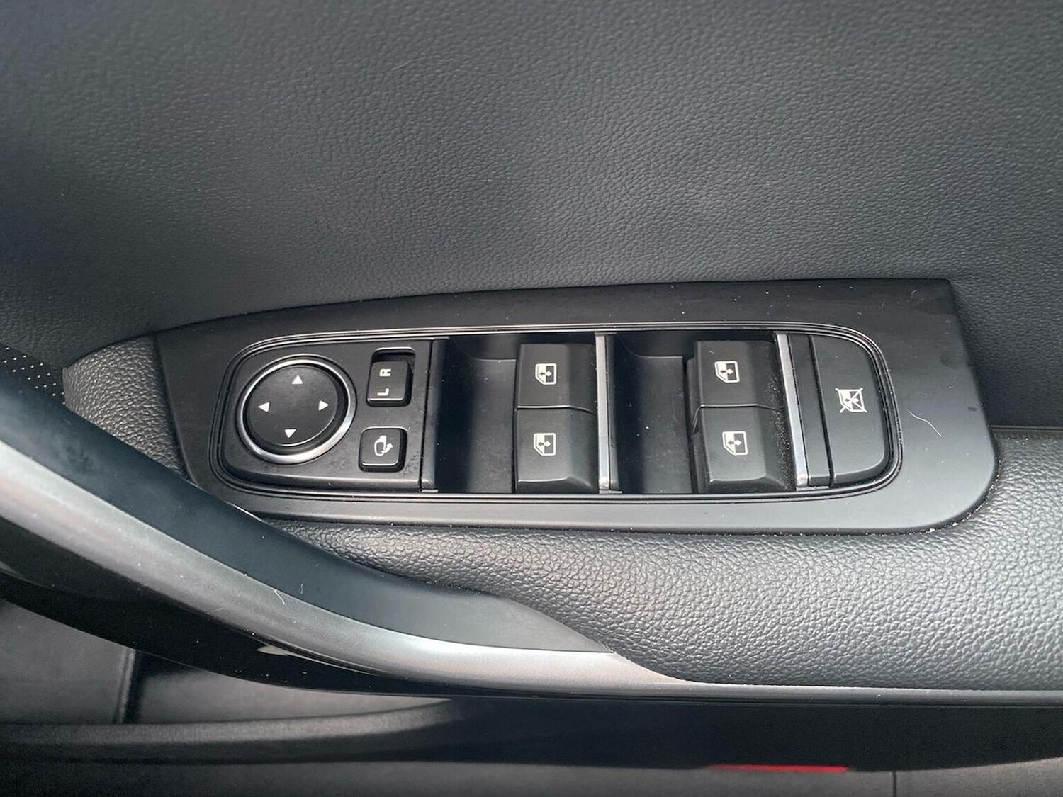 Used Kia XCeed 2023 for sale - 76171543: Photo 21