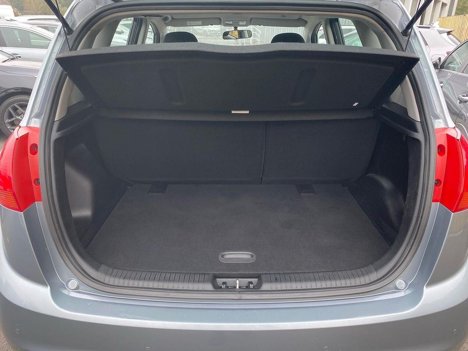 Used Kia Venga 2018 for sale - 76198364: Photo 18