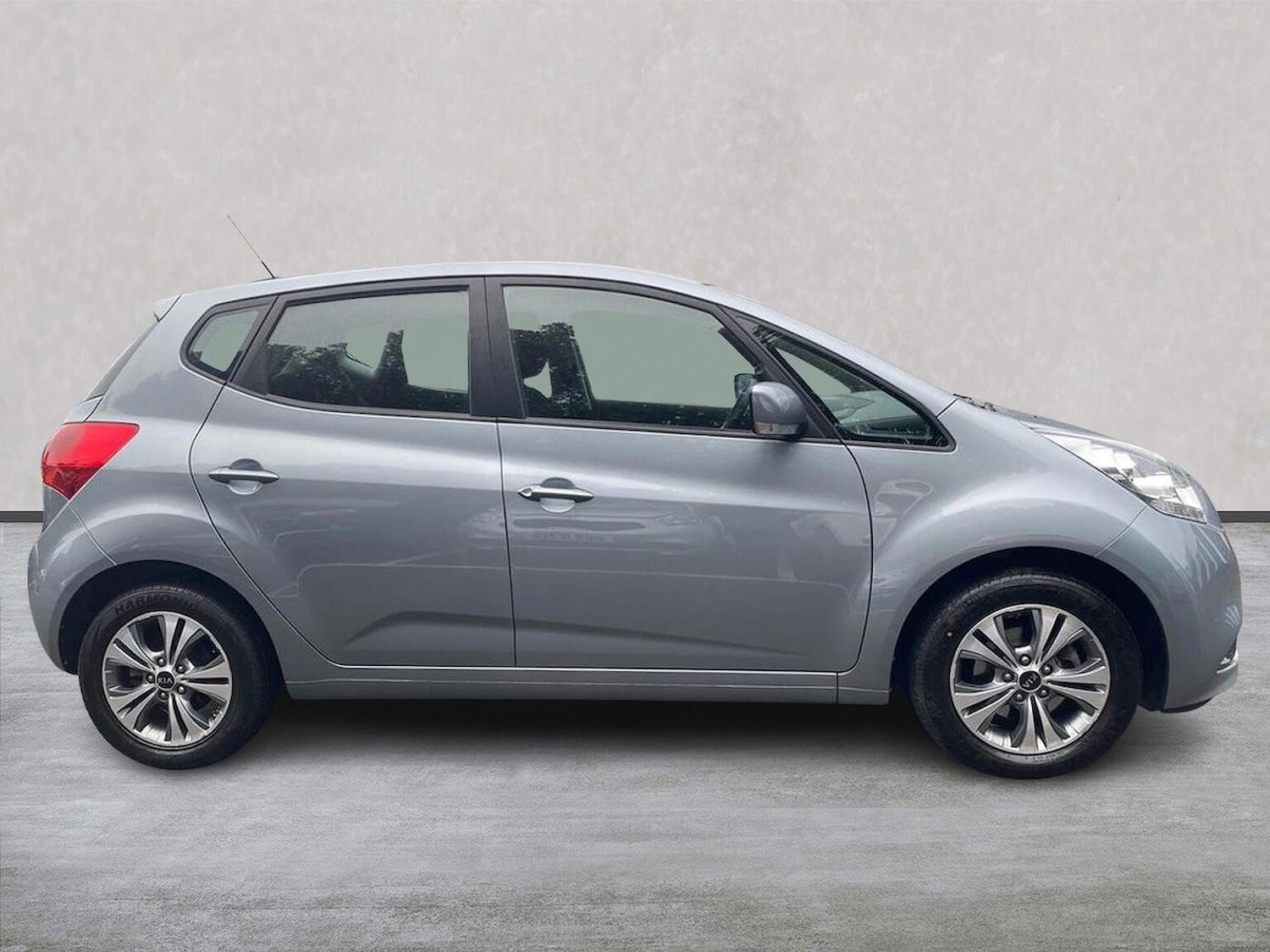 Used Kia Venga 2018 for sale - 76198364: Photo 3