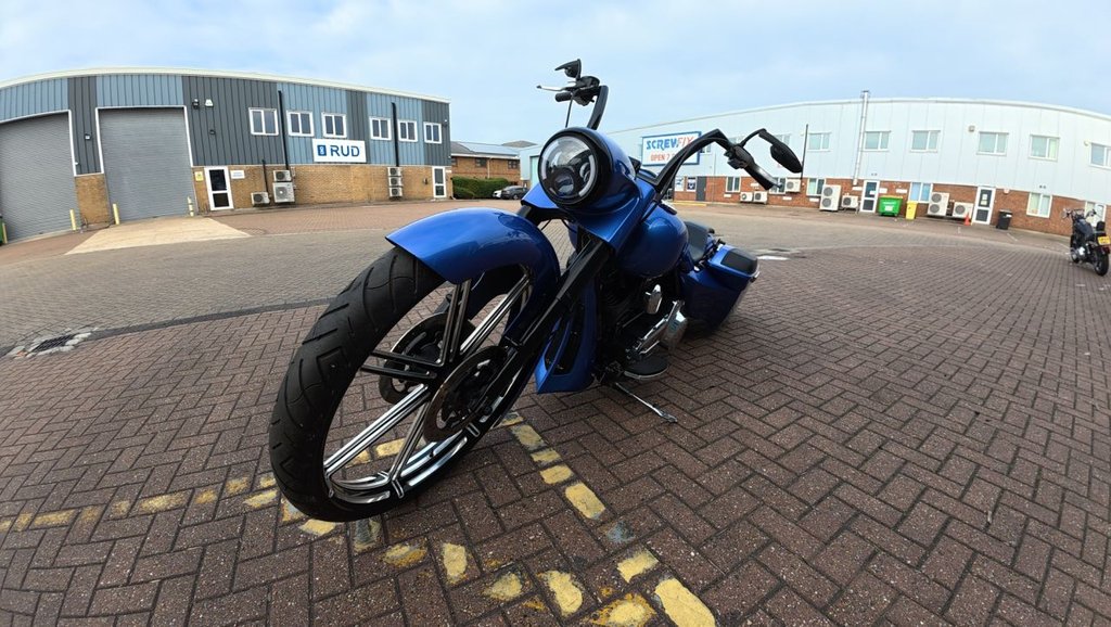 Harley-Davidson ROAD KING