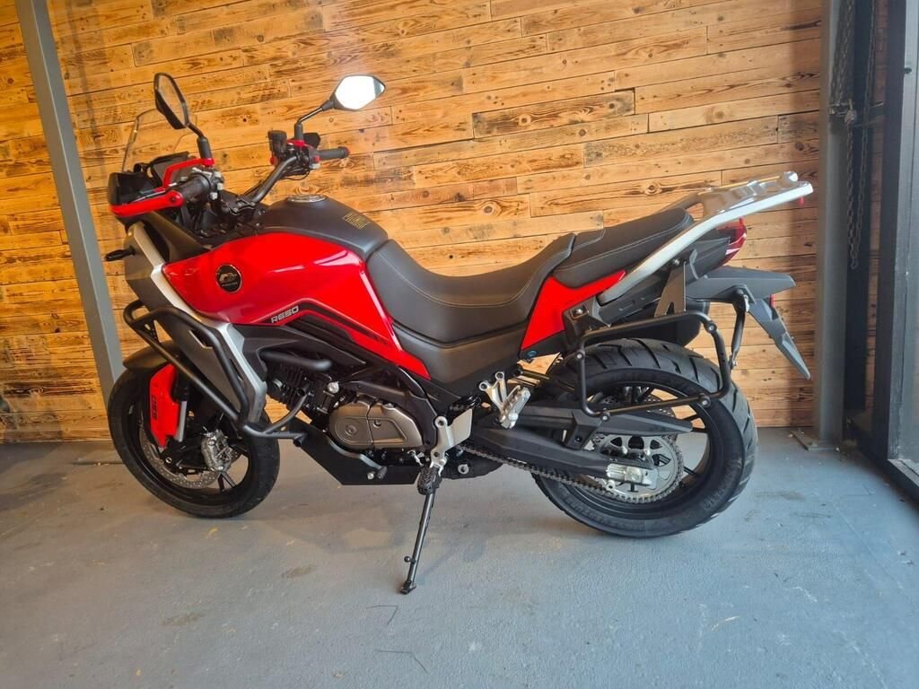 QJMOTOR SVT 650
