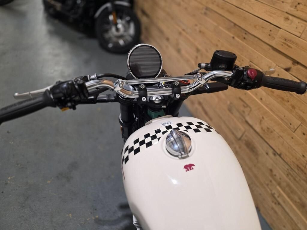 Royal Enfield Bear 650