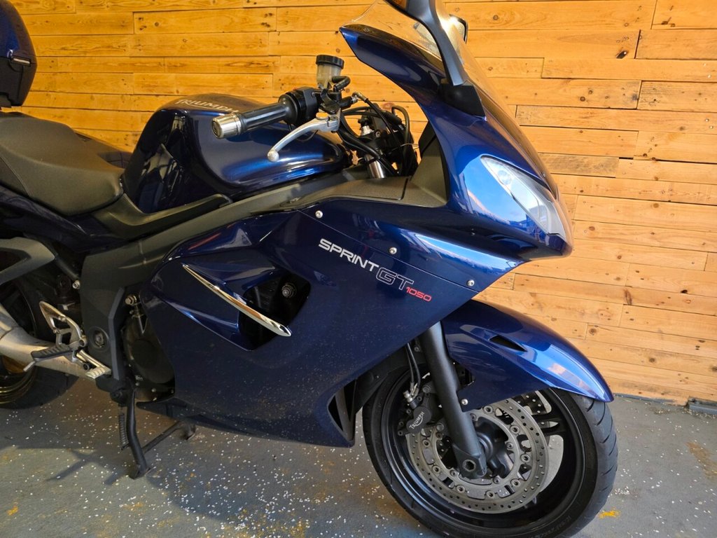 Used Triumph SPRINT 2010 for sale - 78286677: Photo 2