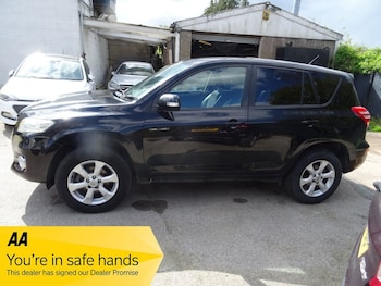 Used Toyota RAV4 2011 for sale - 79370403: Photo