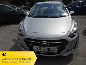 Used Hyundai i30 2016 for sale - 79370442: Photo