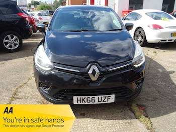Used Renault Clio 2016 for sale - 79607780: Photo