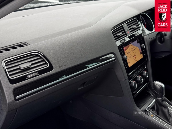 Used Volkswagen Golf 2019 for sale - 75770232: Photo 22