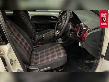 Used Volkswagen up! 2018 for sale - 78101913: Photo