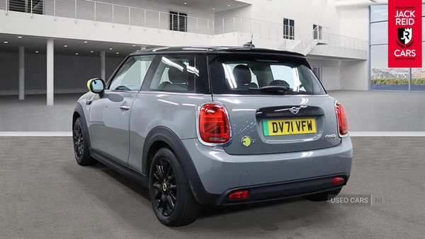 Used MINI Hatch 2021 for sale - 76715920: Photo 2