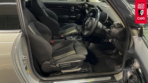 Used MINI Hatch 2021 for sale - 76715920: Photo 4