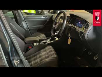 Used Volkswagen Golf 2017 for sale - 74852504: Photo
