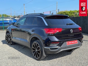 Used Volkswagen T-Roc 2018 for sale - 78947730: Photo