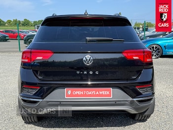 Used Volkswagen T-Roc 2018 for sale - 78947730: Photo