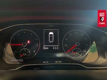 Used Volkswagen Polo 2018 for sale - 79280590: Photo