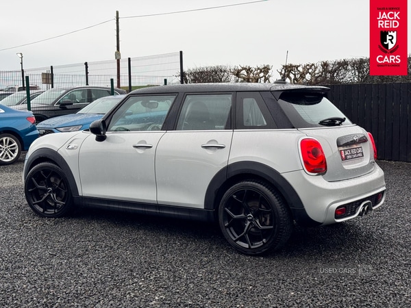 Used MINI Hatch 2017 for sale - 76690407: Photo 2