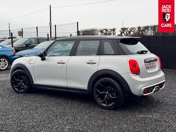 Used MINI Hatch 2017 for sale - 76690407: Photo