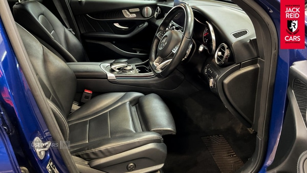 Used Mercedes-Benz GLC 2019 for sale - 76840173: Photo 2