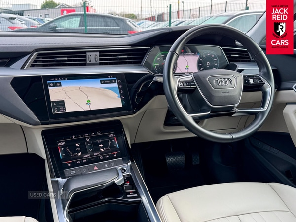 Used Audi e-tron 2021 for sale - 76715922: Photo 22