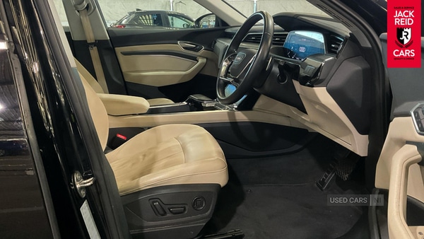 Used Audi e-tron 2021 for sale - 76715922: Photo 4