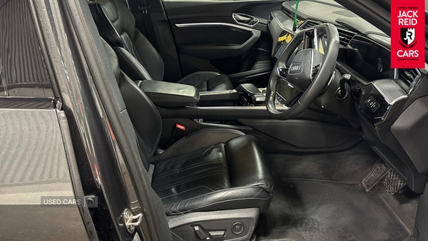 Used Audi e-tron 2022 for sale - 78101902: Photo 2