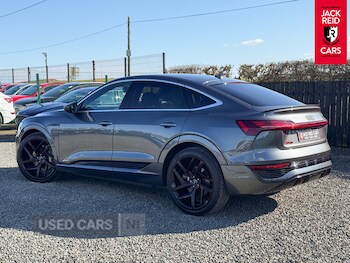 Used Audi Q8 2023 for sale - 77724456: Photo