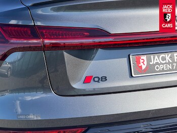 Used Audi Q8 2023 for sale - 77724456: Photo