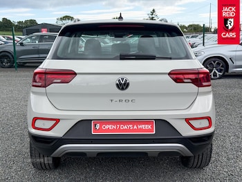 Used Volkswagen T-Roc 2023 for sale - 79442257: Photo