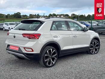 Used Volkswagen T-Roc 2023 for sale - 79442257: Photo