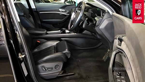 Used Audi e-tron 2021 for sale - 76110111: Photo 4