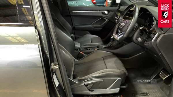 Used Audi Q3 2021 for sale - 77994569: Photo 2