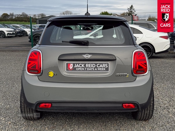 Used MINI Hatch 2021 for sale - 76240510: Photo 3
