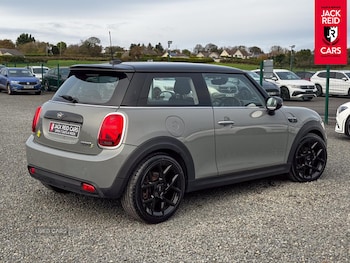 Used MINI Hatch 2021 for sale - 76240510: Photo