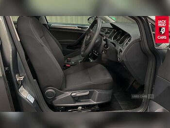 Used Volkswagen Golf 2018 for sale - 77626669: Photo