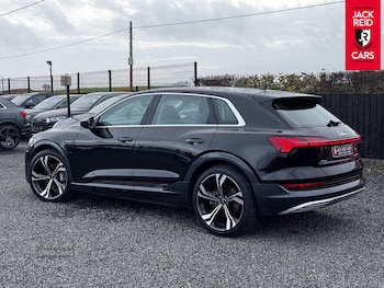 Used Audi e-tron 2022 for sale - 76260768: Photo