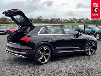 Used Audi e-tron 2022 for sale - 76260768: Photo