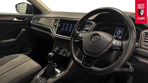Used Volkswagen T-Roc 2018 for sale - 77941171: Photo 2