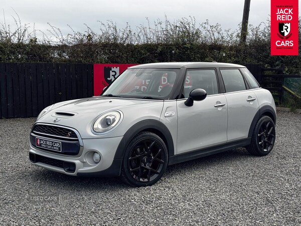 Used MINI Hatch 2017 for sale - 76216020: Photo 1