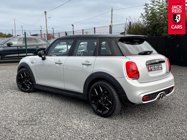 Used MINI Hatch 2017 for sale - 76216020: Photo 2