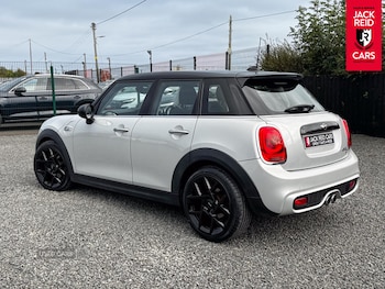 Used MINI Hatch 2017 for sale - 76216020: Photo 2