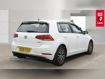 Used Volkswagen Golf 2018 for sale - 78663252: Photo