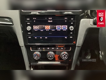 Used Volkswagen Golf 2018 for sale - 77884223: Photo