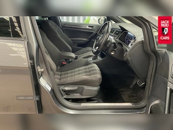 Used Volkswagen Golf 2018 for sale - 78505244: Photo