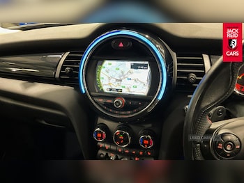 Used MINI Hatch 2017 for sale - 78742376: Photo