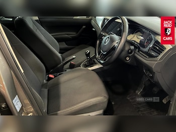 Used Volkswagen Polo 2018 for sale - 76825618: Photo