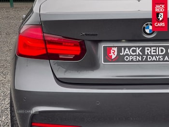 Used BMW 3 Series 2018 for sale - 76271256: Photo