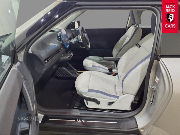 Used MINI Cooper 2024 for sale - 77217976: Photo 3