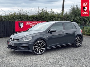 Volkswagen - Golf